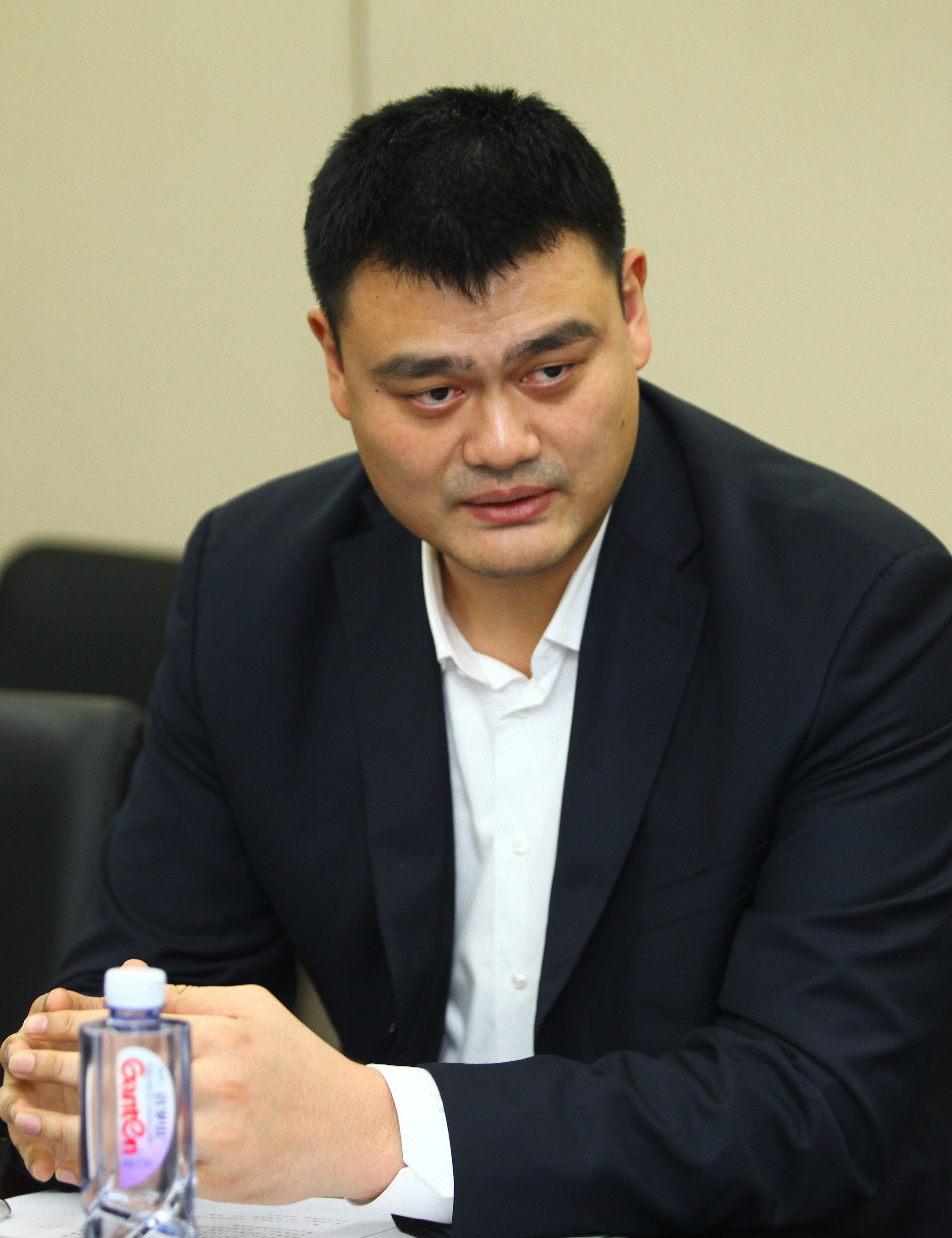 對於一支致