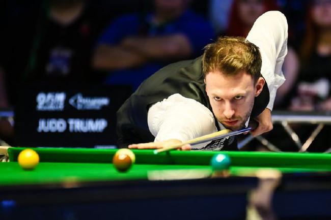 但在赛场背 但在赛场背