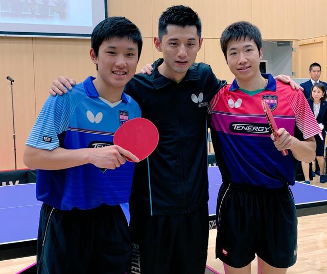 都充分地展 都充分地展