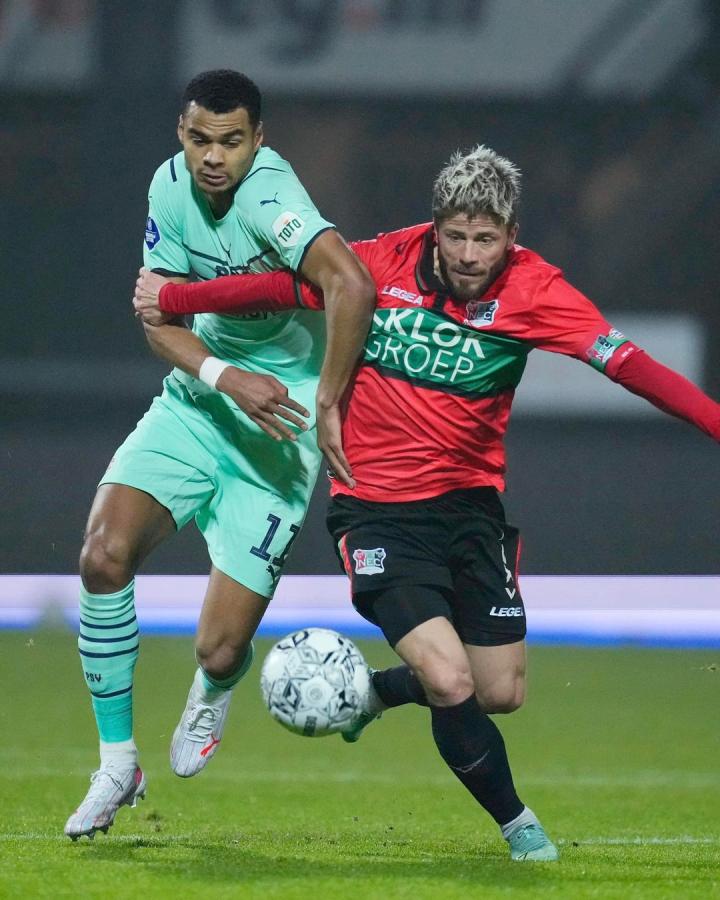 而经纪人与 而经纪人与