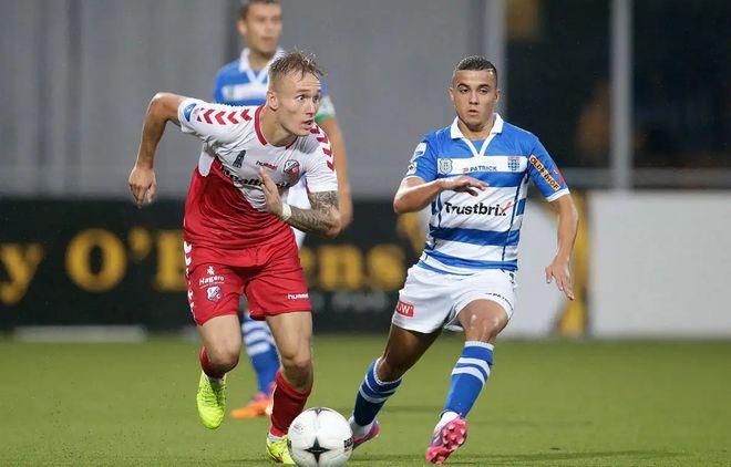 选手签署承 选手签署承