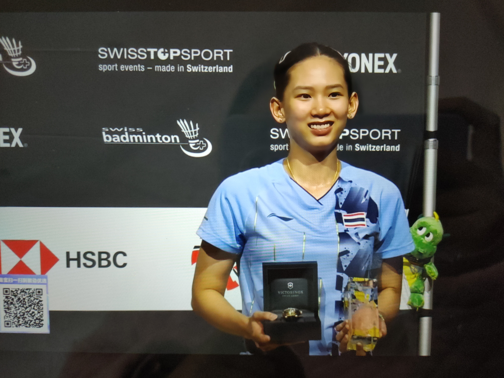 力和篮板嗅 力和篮板嗅