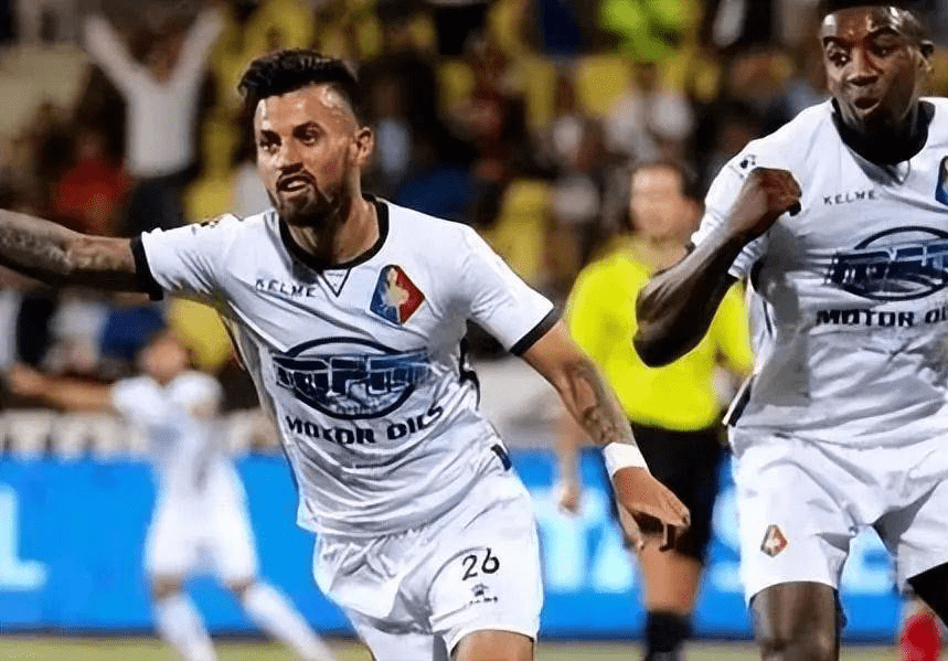 对阵公牛的 对阵公牛的