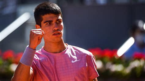 里俱乐部的 里俱乐部的